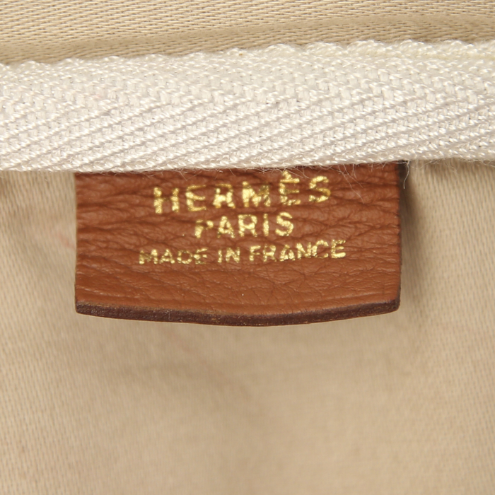 Sac de voyage Hermes Victoria en cuir togo marron camel - Detail D3