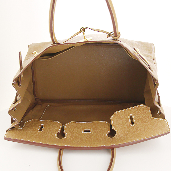 Hermes Birkin 40 cm handbag in gold togo leather - Detail D2