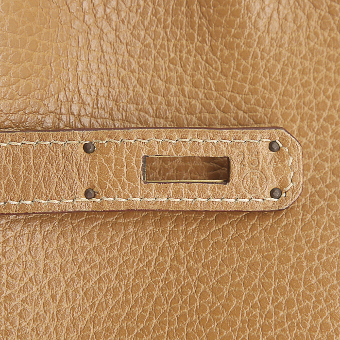 Sac à main Hermes Birkin 40 cm en cuir togo gold - Detail D4