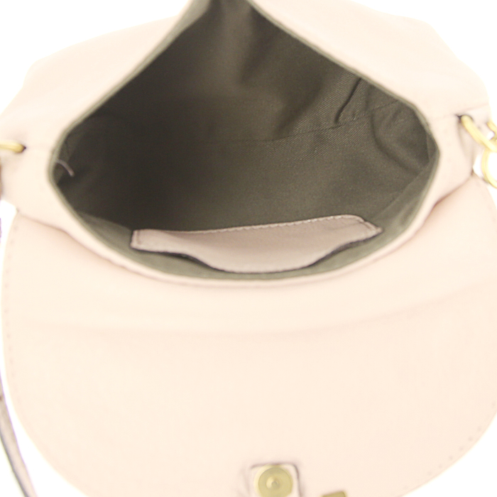 Bolso bandolera Chloé Marcie modelo pequeño en cuero rosa pálido - Detail D2