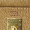 Sac à main Hermes Kelly 32 cm en cuir Ardenne gold - Detail D4 thumbnail