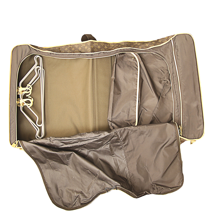 Porte-habits Louis Vuitton en toile monogram et cuir naturel - Detail D3