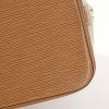 Bolso de mano Louis Vuitton Alma modelo mediano en cuero Epi marrón - Detail D4 thumbnail