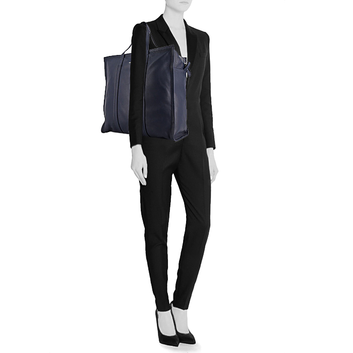Balenciaga Bazar shopper shopping bag in navy blue leather - Detail D1