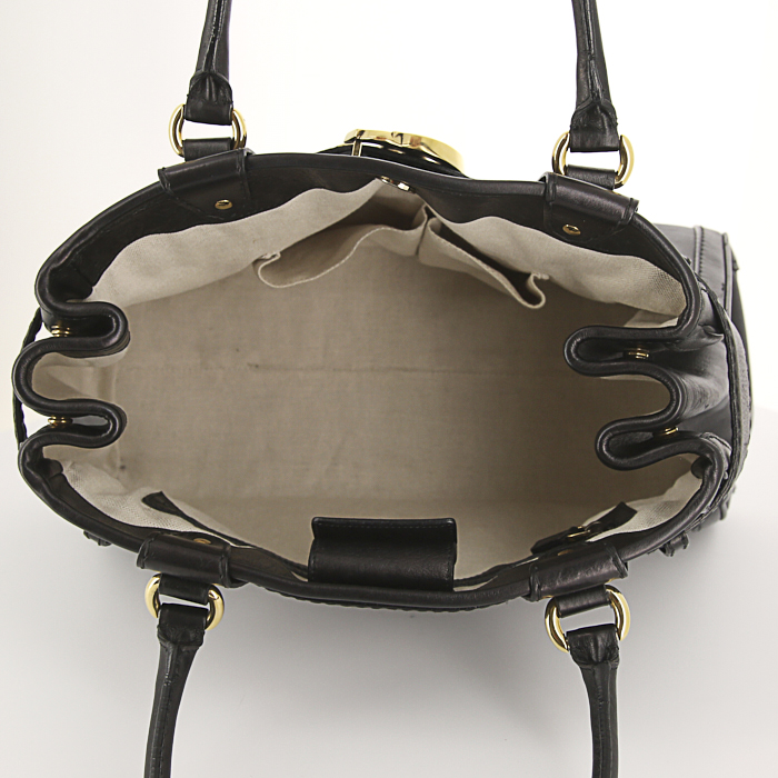 Bolso de mano Gucci en cuero negro - Detail D2