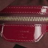 Borsa Louis Vuitton in pelle verniciata monogram bordeaux - Detail D3 thumbnail