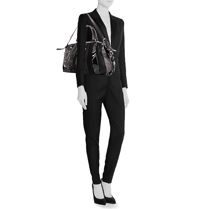 Dolce
Gabbana handbag in black leather and foal - Detail D1