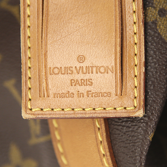 Sac à dos Louis Vuitton Randonnée en toile monogram marron et cuir naturel - Detail D3
