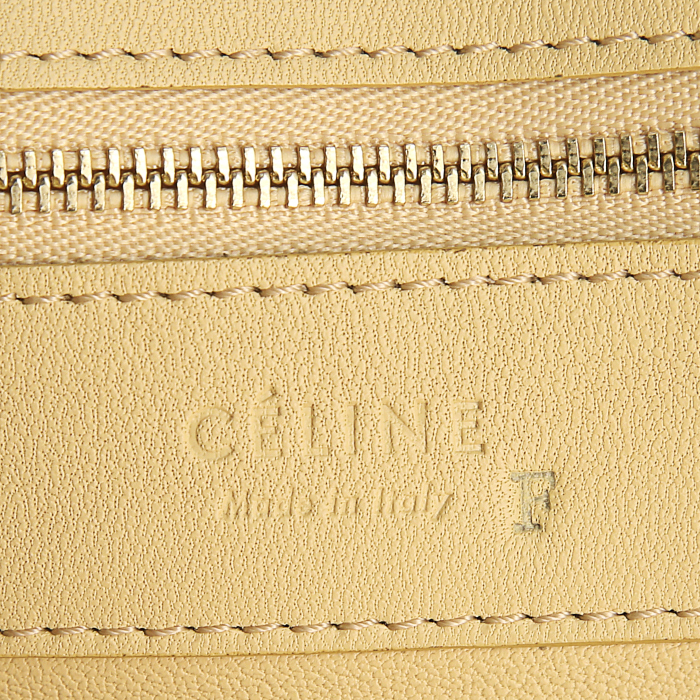 Celine Cabas Vertical shopping bag in vanilla yellow and brown leather - Detail D3