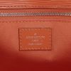 Borsa a tracolla Louis Vuitton Marly in pelle Epi arancione - Detail D4 thumbnail