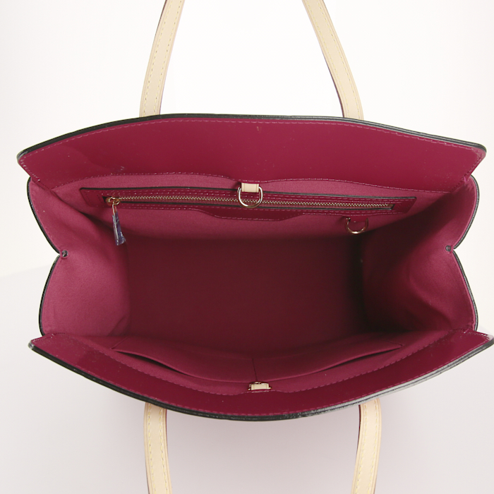 Louis Vuitton Catalina shopping bag in raspberry pink monogram patent leather and natural leather - Detail D2