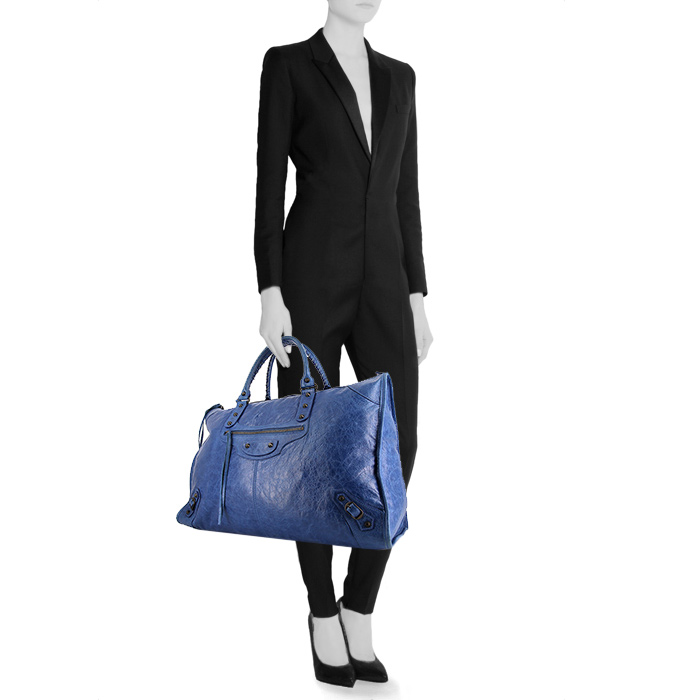 Borsa weekend Balenciaga Classic City XL in pelle invecchiata blu elettrico - Detail D1