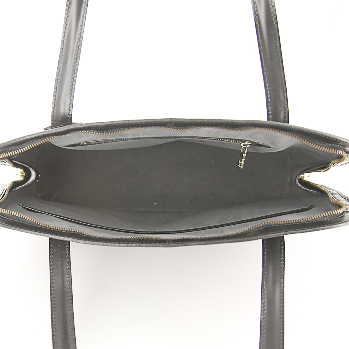 Louis Vuitton Lussac handbag in black epi leather - Detail D2