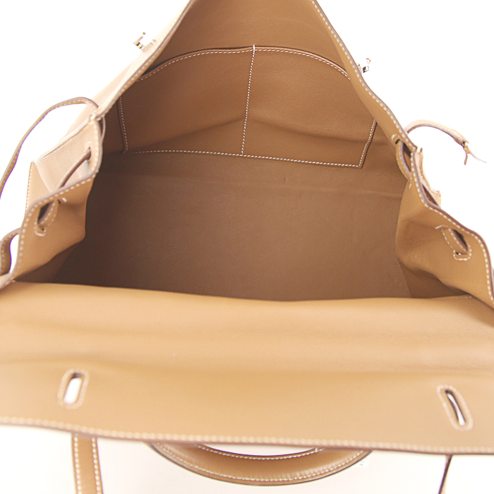 Hermes Kelly Flat handbag in gold Swift leather - Detail D3