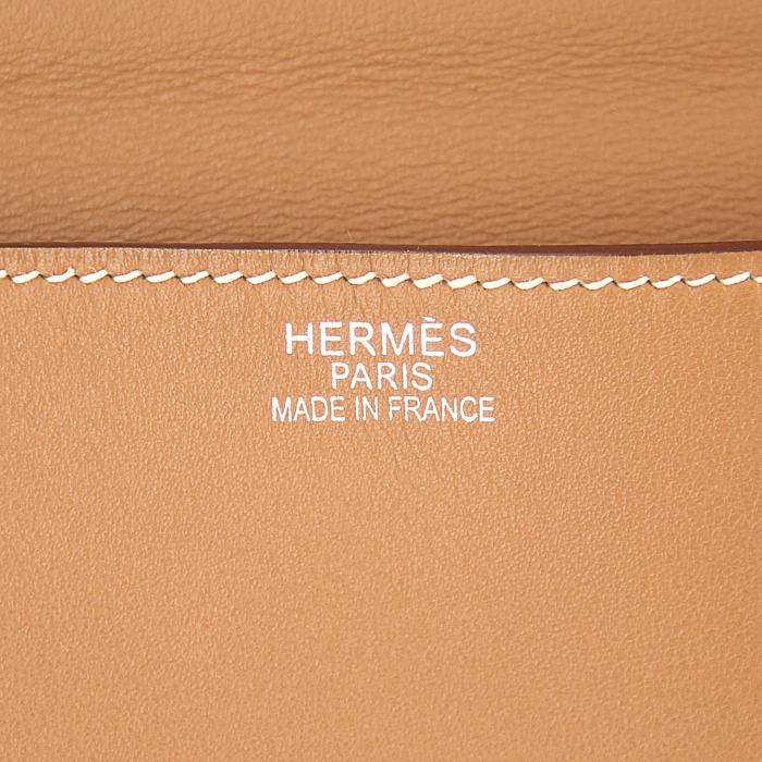 Hermes Kelly Flat handbag in gold Swift leather - Detail D4