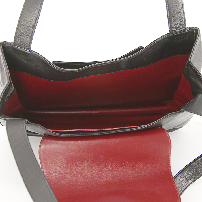 Cartier Panthère large model handbag in black leather - Detail D2