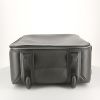 Valise souple Louis Vuitton Pegase en cuir taiga gris anthracite et cuir gris anthracite - Detail D5 thumbnail