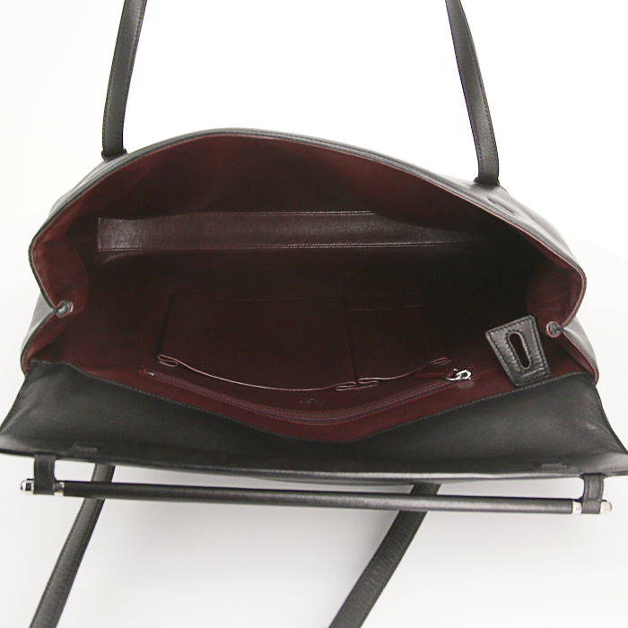 Bolso para llevar al hombro o en la mano Cartier en cuero negro - Detail D2