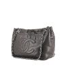 Sac cabas Chanel Grand Shopping en cuir irisé noir - 00pp thumbnail