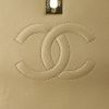 Sac bandoulière Chanel Mademoiselle en cuir matelassé beige - Detail D4 thumbnail