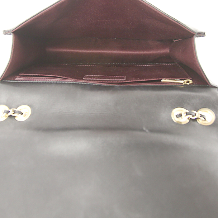 Sac à main Chanel Vintage en cuir matelassé noir - Detail D3