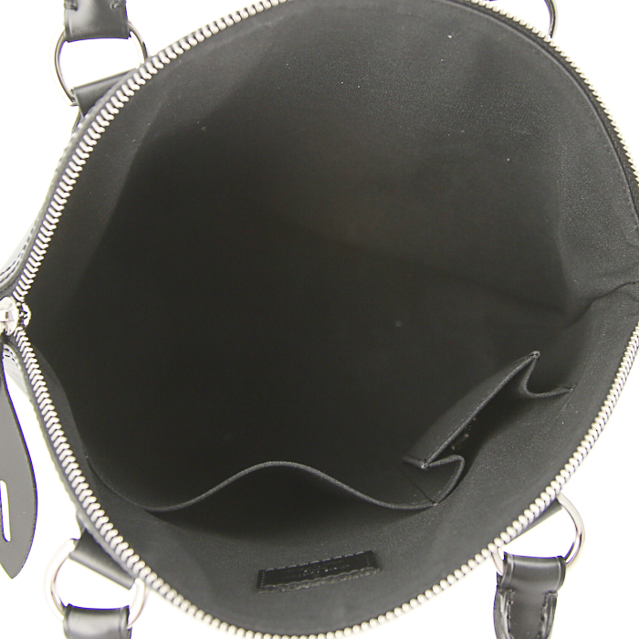 Sac à main Louis Vuitton Lockit  petit modèle en cuir épi noir - Detail D2