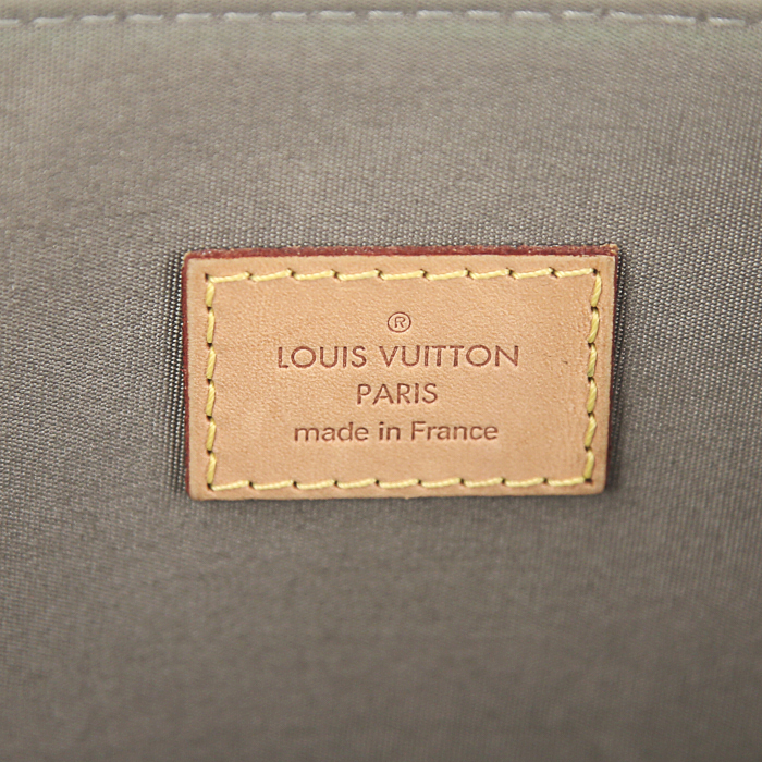 Louis Vuitton Alma large model handbag in grey monogram patent leather - Detail D3
