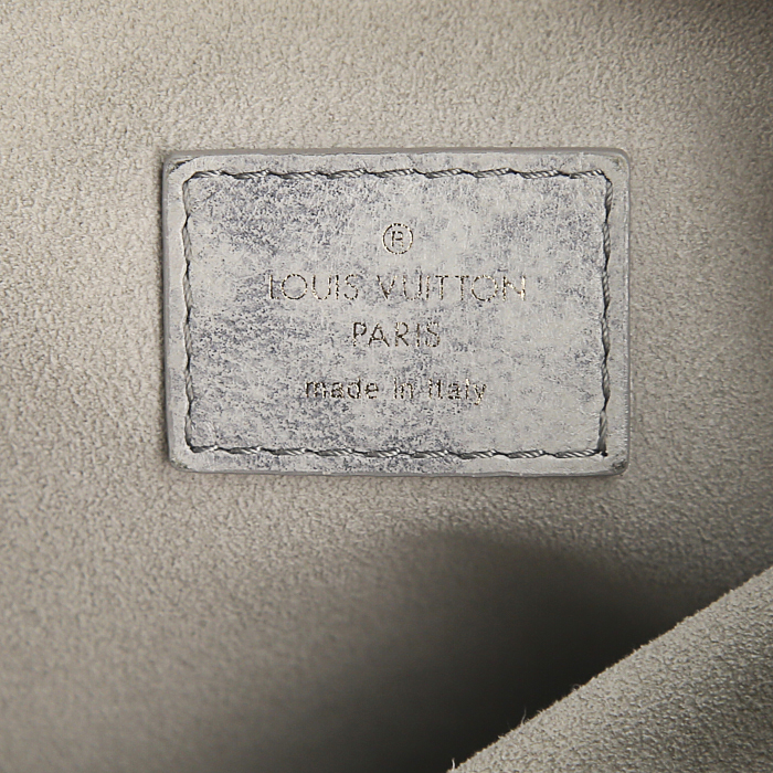 Bolso de mano Louis Vuitton Louis Vuitton Editions Limitées en cuero Monogram gris - Detail D3