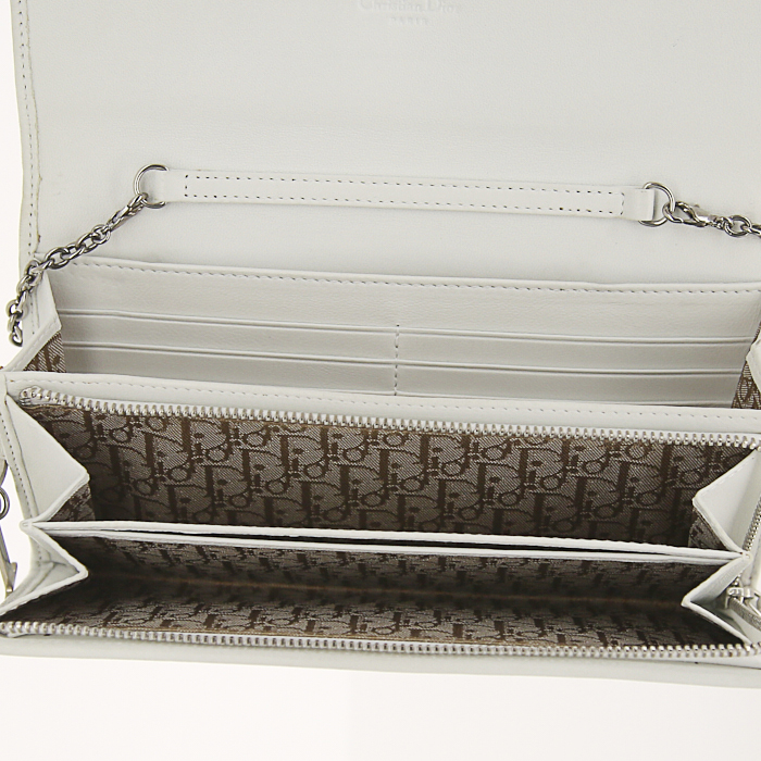 Pochette Dior en cuir blanc - Detail D2