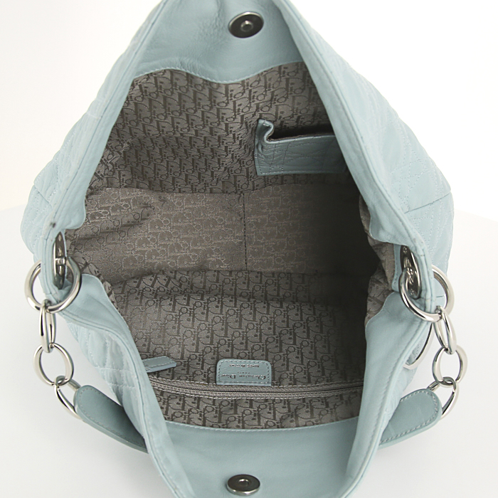 Dior Dior Soft handbag in blue Celeste leather - Detail D2