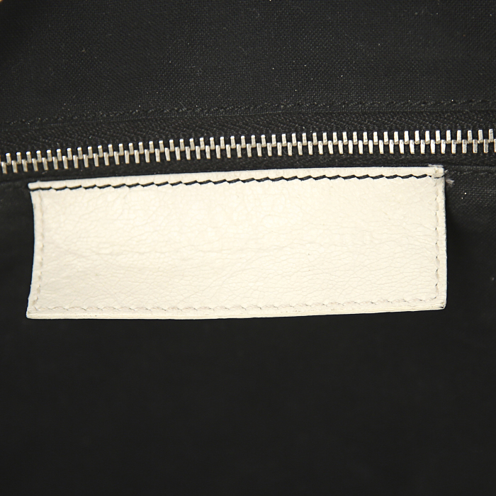 Sac à main Balenciaga en cuir matelassé blanc - Detail D3