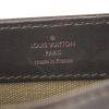 Sac bandoulière Louis Vuitton en cuir marron - Detail D3 thumbnail