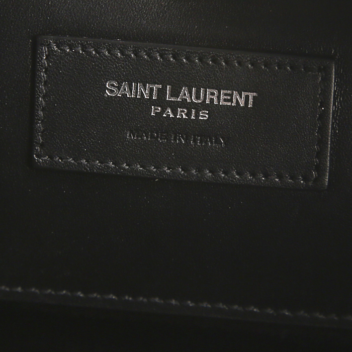 Sac bandoulière Saint Laurent Duffle petit modèle en cuir noir - Detail D4