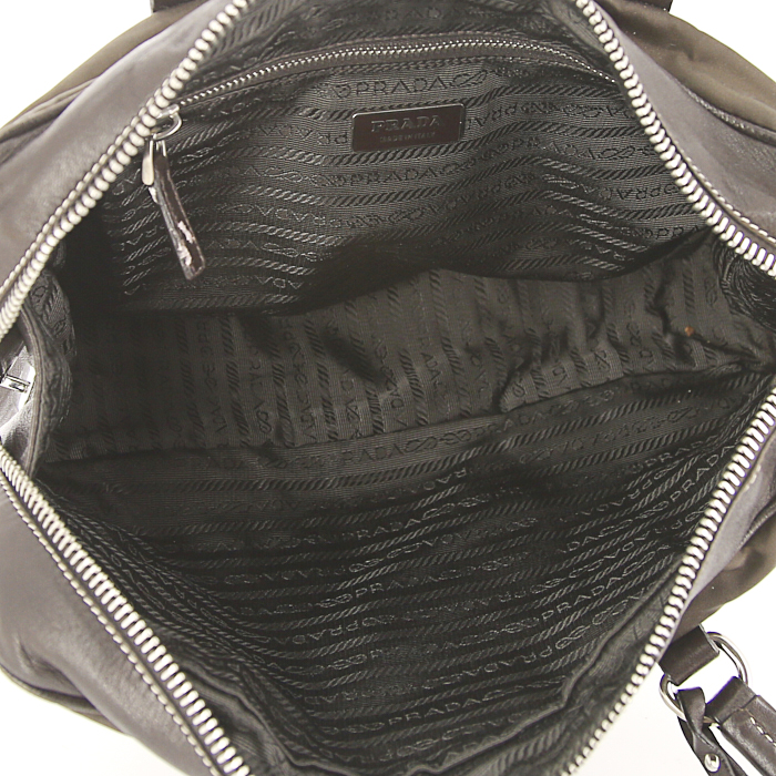 Prada handbag in brown canvas and leather - Detail D2