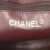 Bolso de mano Chanel Petit Shopping en cuero acolchado negro - Detail D3 thumbnail