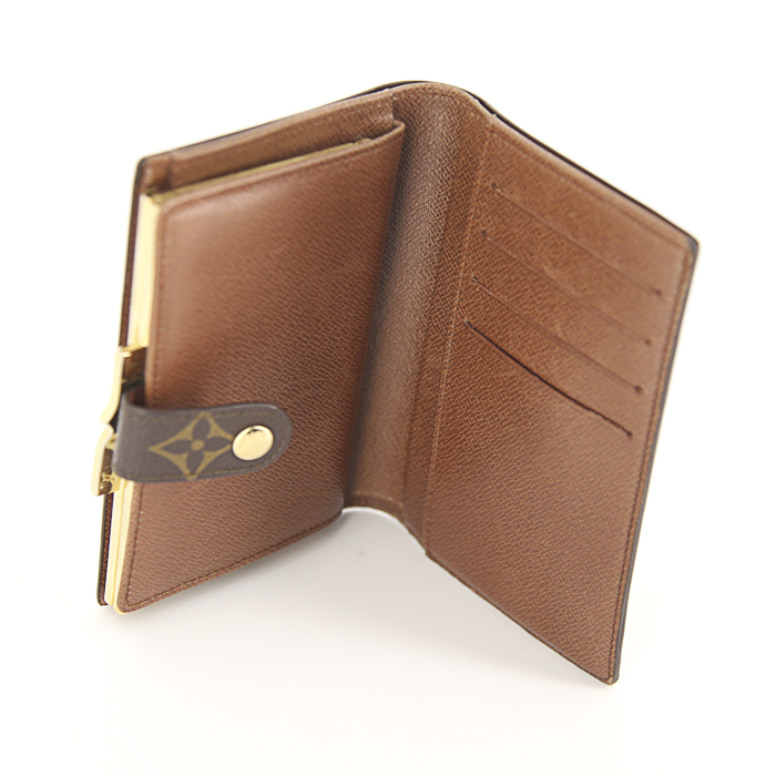 Louis Vuitton wallet in brown monogram canvas - Detail D2