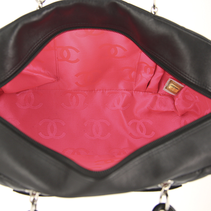 Chanel Cambon handbag in black and white quilted leather - Detail D2