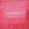 Sac cabas Chanel Cambon en cuir matelassé noir - Detail D3 thumbnail