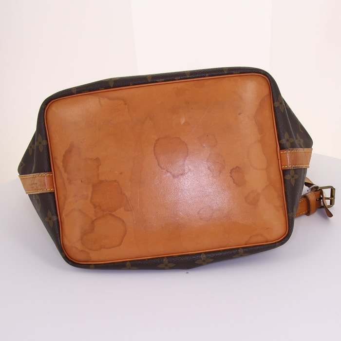 Louis Vuitton petit Noé small model shopping bag in brown monogram canvas and natural leather - Detail D4