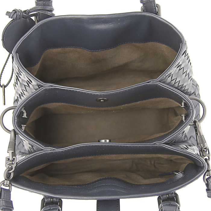 Bolso de mano Bottega Veneta Roma modelo pequeño en cuero intrecciato azul gris - Detail D3