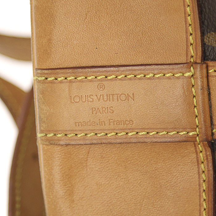 Mochila Louis Vuitton Randonnée en lona Monogram y cuero natural - Detail D3
