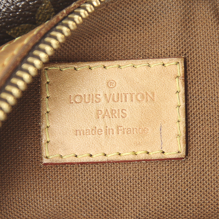 Sac bandoulière Louis Vuitton Odeon en toile monogram et cuir naturel - Detail D3