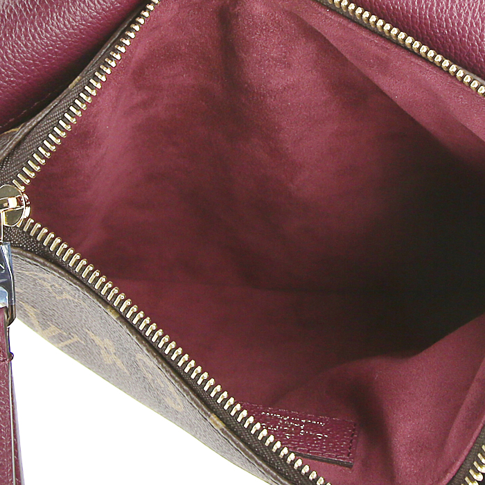 Sac bandoulière Louis Vuitton en toile monogram et cuir grainé violet - Detail D3