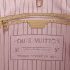 Sac cabas Louis Vuitton Neverfull moyen modèle en toile monogram et cuir naturel - Detail D4 thumbnail