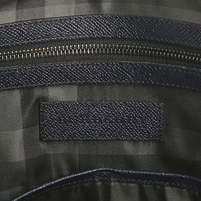 Borsa portadocumenti Burberry in pelle martellata bordeaux e blu marino - Detail D4