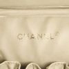 Chanel Vanity vanity case in beige grained leather - Detail D3 thumbnail