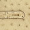 Bolso de mano Hermes Birkin 35 cm en avestruz beige arcilla - Detail D4 thumbnail