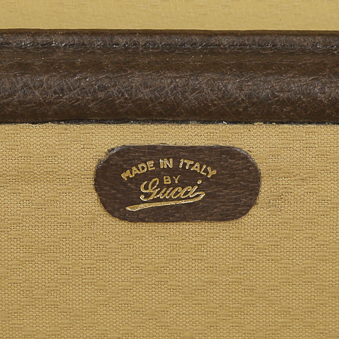 Sac de voyage Gucci Gucci Bagage en toile monogram enduite beige et cuir marron - Detail D3
