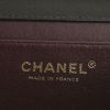 Bolso de mano Chanel Mademoiselle en cuero acolchado negro - Detail D3 thumbnail