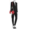 Bolso bandolera Chanel Boy en cuero granulado acolchado rojo - Detail D2 thumbnail